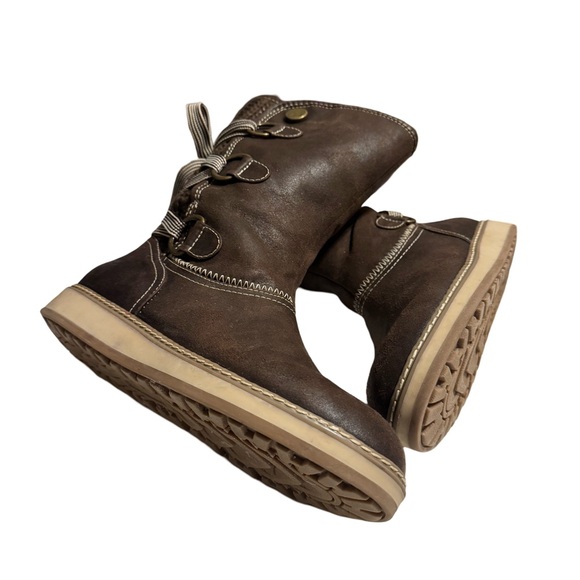 white Mountain Snow Boots - Picture 2 of 13